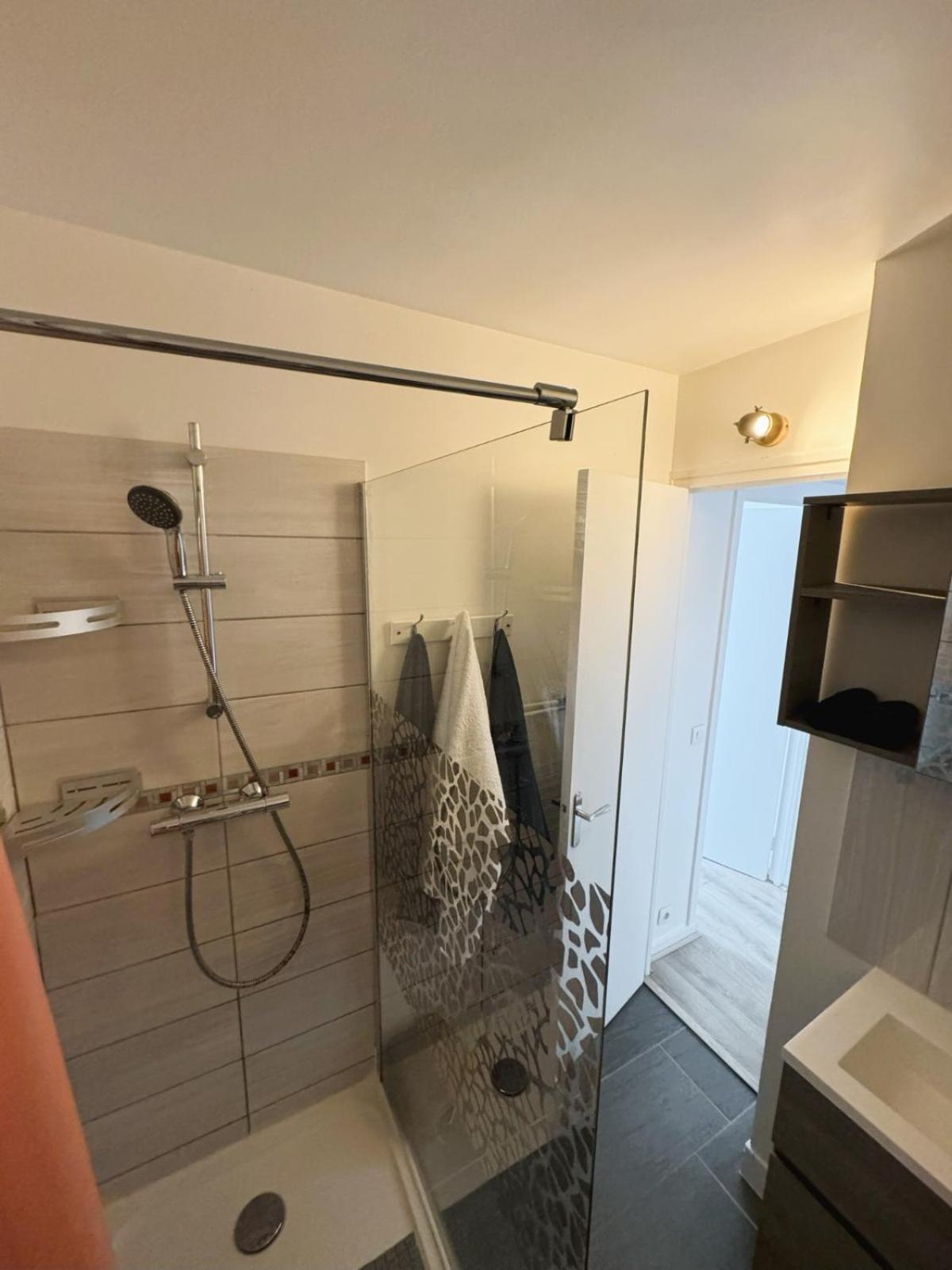 Appartement - Fresnes ภายนอก รูปภาพ